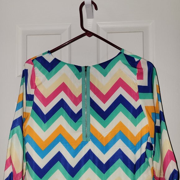 fab'rik | Chevron Multicolor Shift Dress - Picture 7 of 11
